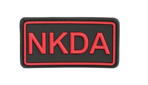 [Z725438] Badge PVC NKDA Noir/Rouge 5cm/2.5cm